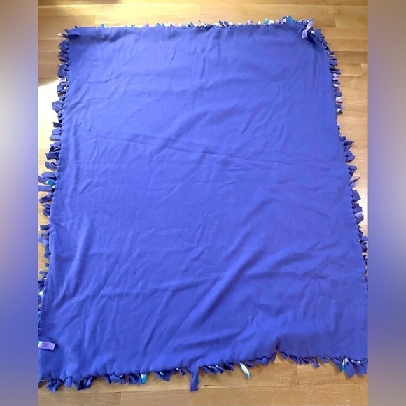 Fleece Tie Blanket Throw Purple Green Blue Circles handmade 64 x 52” kids pets - Picture 4 of 4